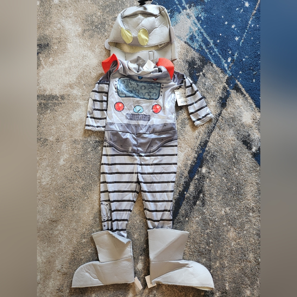 BNWT Space Explorer Robot Size 2TKids Costume